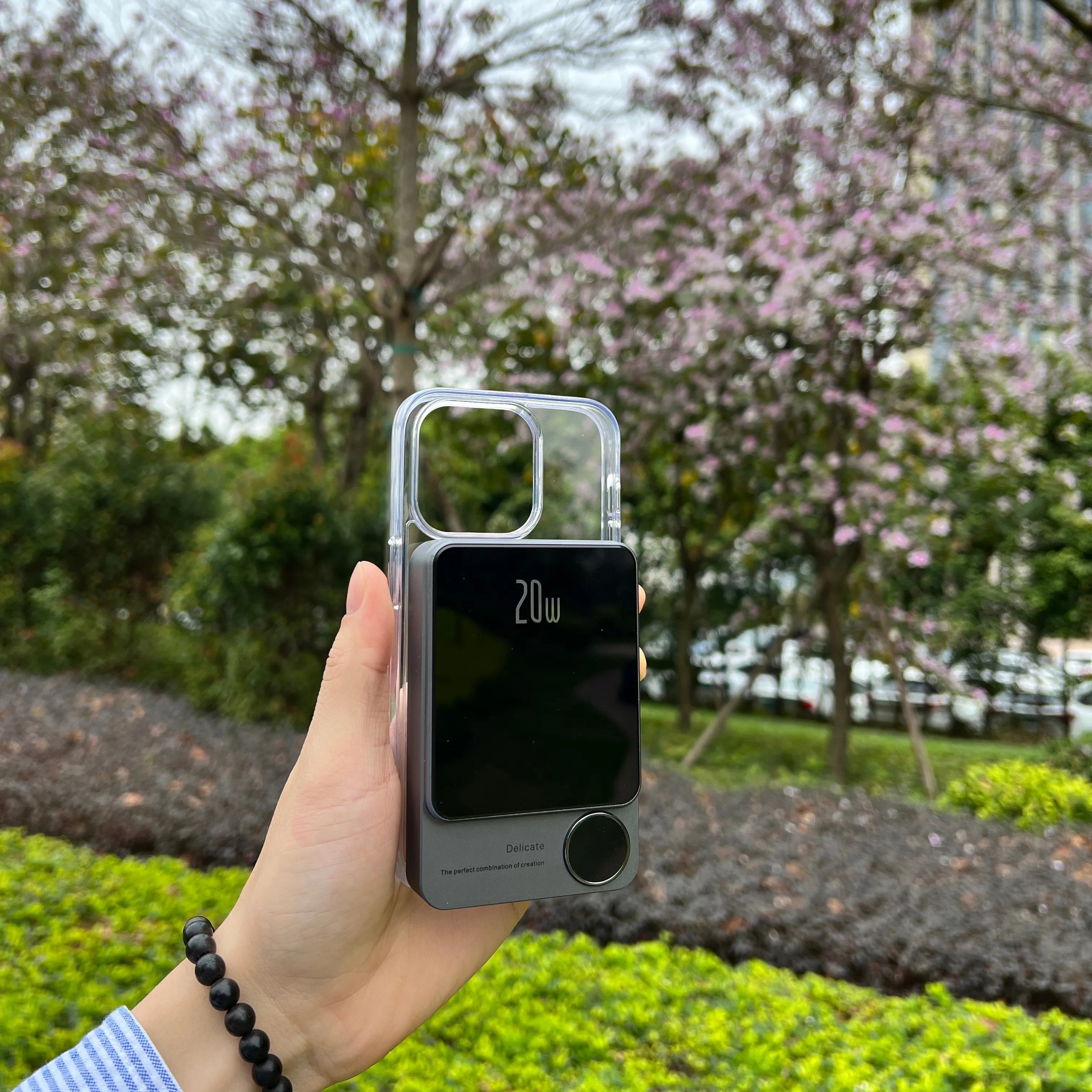 Trådlös magnetisk powerbank